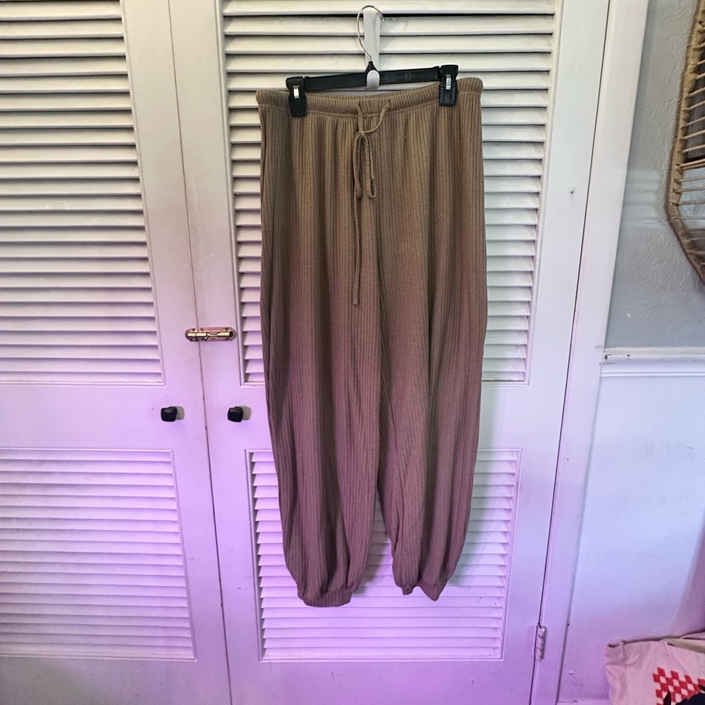 Brown Ribbed Balloon Pants